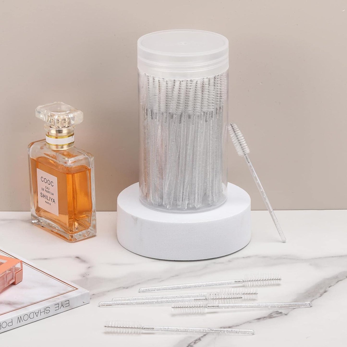 100 Pcs Disposable Mascara Wands, Crystal Eyebrow Spoolies Brush for Eyelash Extensions, Lash Brushes with Container (White)