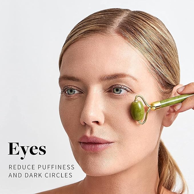 Jade Roller and Gua Sha Set, Green Jade, 7 x 4.7 x 1.4 Inch