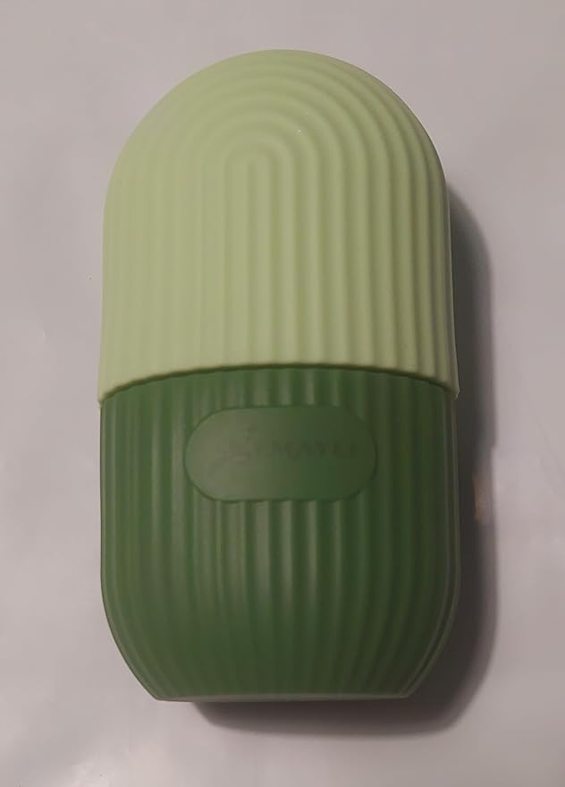 Facial Beauty Ice Roller Silicone Container, Skin Care Ice Massager for Firming and Beautiful Skin. (Green)