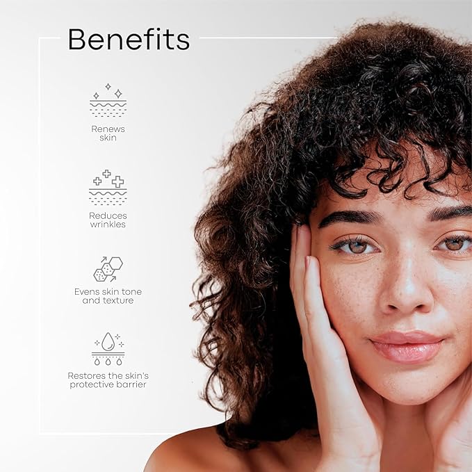 Retinol Serum for Face, 0.15% Retinol, Hyaluronic Acid & Niacinamide, Pore Minimizer, Antiaging & Skin Rejuvenation. Non-Comedogenic & Wrinkles reduction, Airless Pump, 1 fl oz