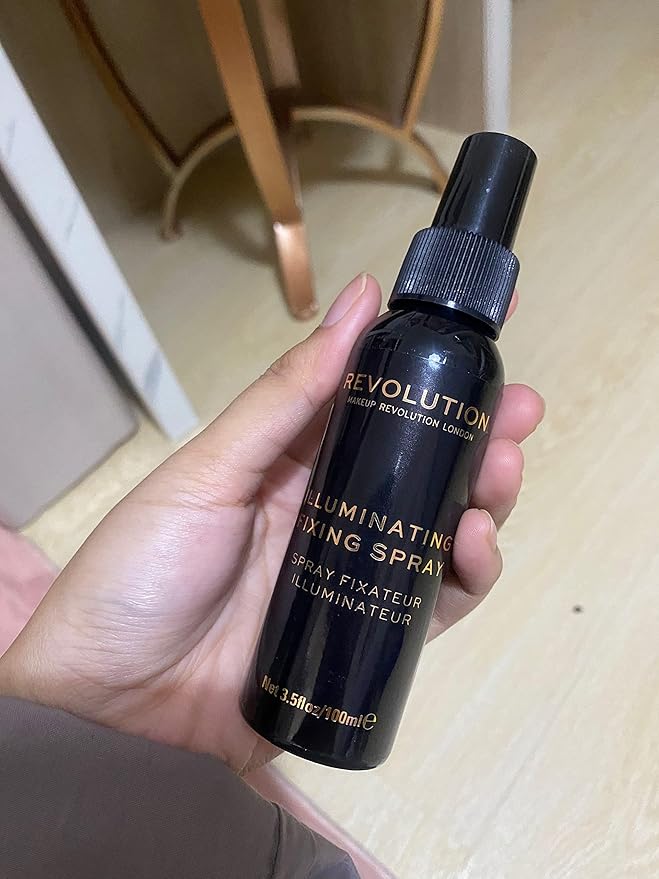 Makeup Revolution Sport Fix Fixing Spray, Fit & Flawless, for Long Lasting Makeup, Vegan & Cruelty-Free, 3.38 Fl Oz