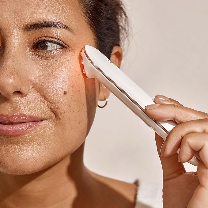 Silk’n Anti-Aging Device | Titan Mini | Wrinkle Reduction & Skin Tightening | Rejuvenates Skin on Smaller Face Areas | Cordless Use | Skin Care Device with LED | Unisex Hygiene & Personal Care