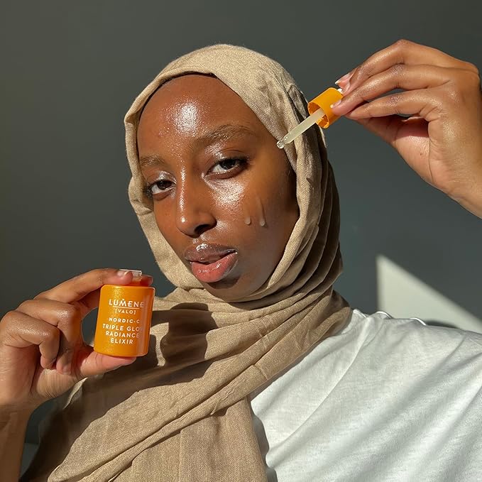 Lumene Nordic-C [Valo] Triple Glow Radiance Elixir - Hydrating, Anti-Aging Vitamin C Serum for Enhanced Skin Glow - Ferulic Acid & Vitamin Face Serum (1 Fl Oz.)